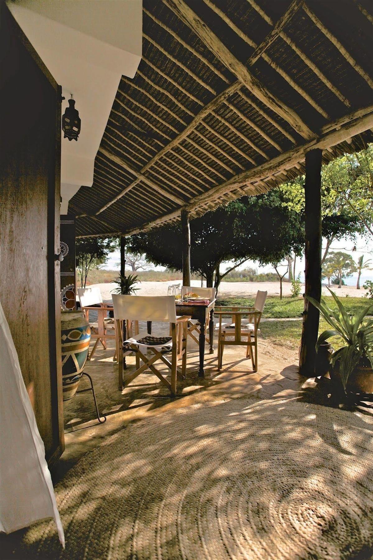 Hotel Kinondo Kwetu à Diani Beach Extérieur photo