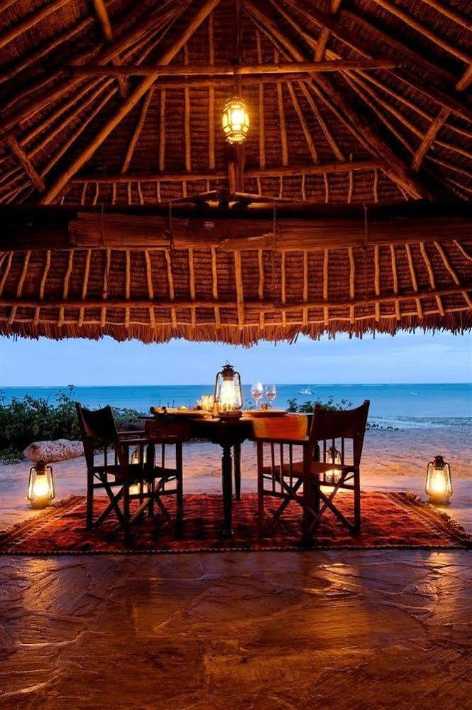 Hotel Kinondo Kwetu à Diani Beach Extérieur photo